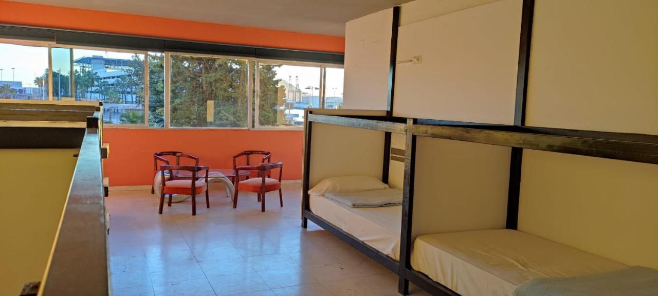 Hostel Puerto Algeciras Ngoại thất bức ảnh