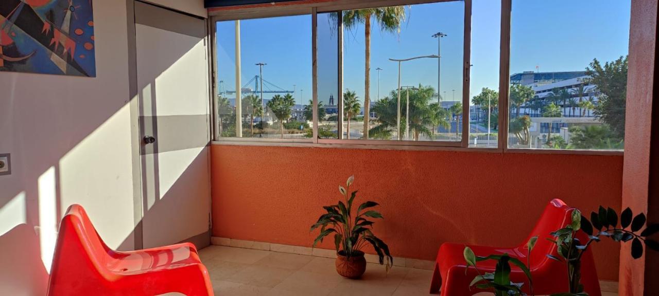 Hostel Puerto Algeciras Ngoại thất bức ảnh